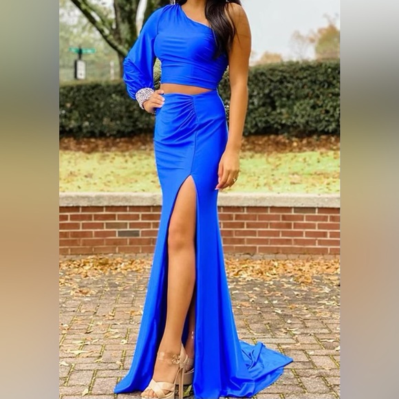 Sherri Hill 2 piece prom dress. Size 00 - Picture 12 of 12
